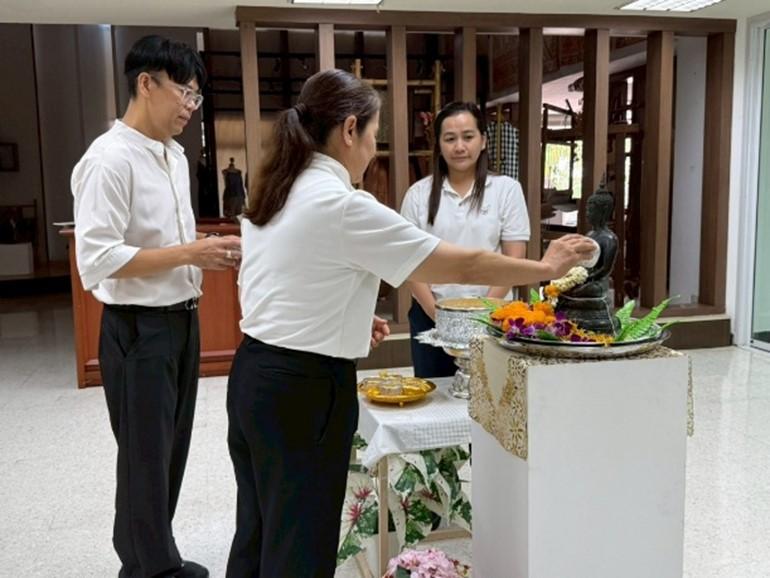 กิจกรรม “ กช.กสอ. ร่วมสืบสานประเพณี และวัฒนธรรมไทย ” กองพัฒนาอุตสาหกรรมชุมชน กรมส่งเสริมอุตสาหกรรม