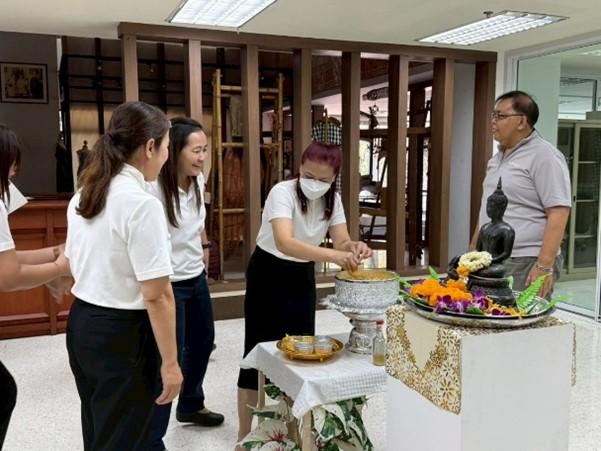 กิจกรรม “ กช.กสอ. ร่วมสืบสานประเพณี และวัฒนธรรมไทย ” กองพัฒนาอุตสาหกรรมชุมชน กรมส่งเสริมอุตสาหกรรม